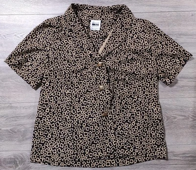 Leslie Fay Abotonable Mujer 14W Pequeño Negro Dorado Abotonable Manga Corta De Colección Foto 1 de 4