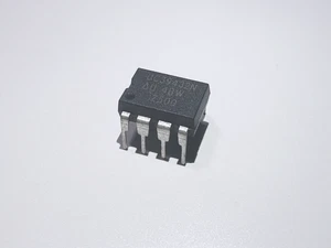 UC39432N Unitrode Precision Analog Controller IC 2.2-36V PDIP-8 - Picture 1 of 4