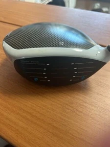 TaylorMade SIM 9.0 degree 1W driver Head Only Right Handed golf sports outdoor - Picture 1 of 4
