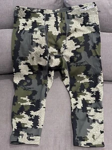 Kuiu Peloton Midweight Zip Off Bottoms Boot Length XXL - Camo - Excellent! - Picture 1 of 6