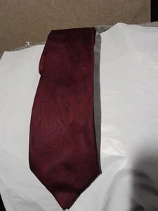 Fratelli 100% Silk Hand Made In Italy Burgundy And Black Tie - Picture 1 of 3