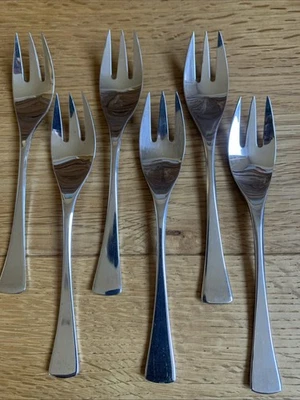 BSF Acero Inoxidable 18/8 Cubiertos 6 Tenedores para Pasteles Modelo Desconocido 5 5/8 pulgadas Foto 1 de 4