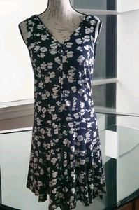 Ann Taylor Damenkleid V-Ausschnitt V-Ausschnitt Volantsaum 4 marineblau weiß geblümt - Bild 1 von 7