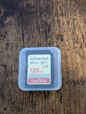 SanDisk Extreme PLUS 128GB SD UHS-I Memory Card - Image 1 of 2