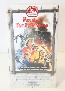 NEW SEALED - MOUNTAIN FAMILY ROBINSON VHS Movie; Robert F. Logan Susan Shaw - Imagen 1 de 5