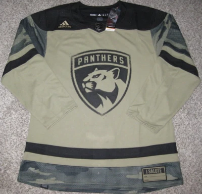 Camiseta deportiva de práctica auténtica Adidas de los Florida Panthers con apreciación militar Foto 1 de 4