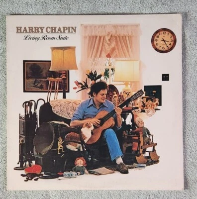 HARRY CHAPIN - LIVING ROOM SUITE - Elektra 6E-142 - LP Record VG+ - Image 1 of 4