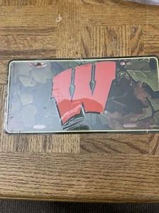 Game Day Outfitters Wisconsin License Plate - Picture 1 of 4