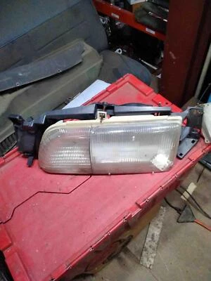 Conjunto de faros izquierdo Ford Taurus 1986 1987 1988 Foto 1 de 2