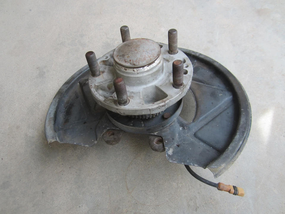 Porsche 944 1989 husillo delantero (L) y buje ABS Foto 1 de 4