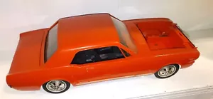 1966 Ford Mustang Wen Mac batteriebetriebenes Modellauto 14 Zoll lang Plastik - Bild 1 von 8