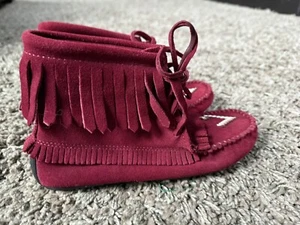 Manitobah Mukluk Harvester Ankle Boots SZ W8 Men 6 Fringe Beaded Burgundy NWOB - Picture 1 of 6