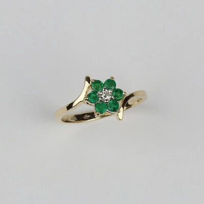 Bonito anillo "flor" de oro amarillo de 14k, esmeralda, diamantes para mujer talla 6,25 Foto 1 de 2