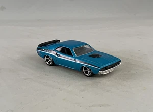 Dodge Challenger 1971 Muscle Mania Aqua Blue MC5s Hot Wheels - Imagen 1 de 5