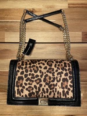 I.n.c. Bandolera International Concepts Ajae con solapa en oro Leo claro Foto 1 de 4