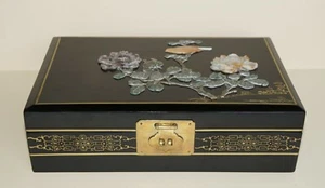 Old Item ~ 7 Coat Black Lacquer on Hardwood ~ Inlayed Jewelry Box ~ Inside Silk - Picture 1 of 9