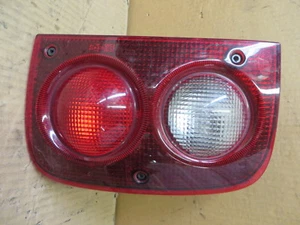 LAND ROVER FREELANDER 02 03 2002 2003 TAIL LIGHT PASSENGER RH RIGHT OEM - Picture 1 of 4