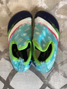 Aqua Leisure Sun Smart Hi-Top Water Shoes Kids Anti-Slip Sole UPF 50+ Child 7/8 - Picture 1 of 3