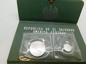 br1 23100 1971 El Salvador "Salvador Dali" Silver 2 Coin Proof Set with COA - Picture 1 of 16