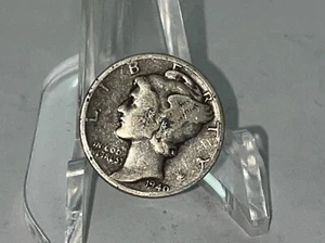 NICE 1940 P MERCURY DIME *** 90% SILVER FREE SHIPPING GOOD TO VG - Picture 1 of 2
