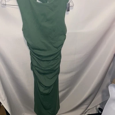 Maxi Vestido Verde Susana Monaco Para Mujer Cuello Redondo Reunido Talla XS Revolve Foto 1 de 4