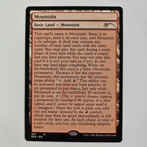 Mountain (257) Secret Lair Full-Text Land MTG Magic Non-Foil - Foto 1 di 2