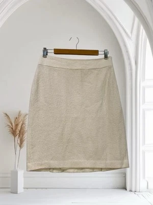 Banana Republic Cocoon Boucle Pencil Skirt Women’s Size 4P Cream Wool Blend $90 - Image 1 of 4