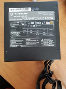 Fuente de alimentación Thermaltake Toughpower TP-750AH3CCG-C 750W 80 Plus Gold - Imagen 1 de 7
