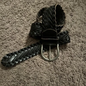 NUEVO Cinturón de gancho de cuero negro trenzado Coldwater Creek para mujer talla grande” - Imagen 1 de 4