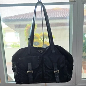 Prada Black Nylon Women Medium Handle Bag Free Box Heart Special Bracelet Jade - Picture 1 of 23