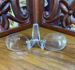 19c.Victorian Antique Eyeglasses Spectacles Pince Nez Rolled Gold Bridge Unused - Picture 1 of 14