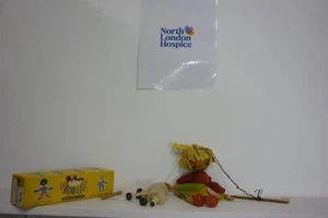 Pelham Puppets 50s Girl & Poodle Dog Boxed - Picture 1 of 4