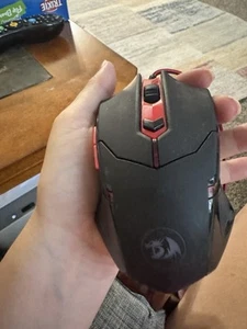 Red dragon CENTROPHORUS M601 3200DPI Optical 5 Buttons Wired Gaming Mouse - Picture 1 of 2