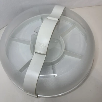 Bandeja de platos divididos para servir en frío Pampered Chef Chillzanne con tapa y mango.  Foto 1 de 4