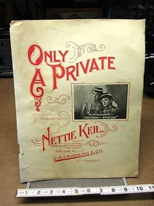 Nettie Keil Only A Private partitura-music 1898 Kansas compositor "mal estado" - Imagen 1 de 2