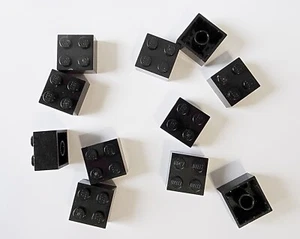 LEGO Parts: 3003 Brick 2 x 2 Black, 11 Pieces - Picture 1 of 1