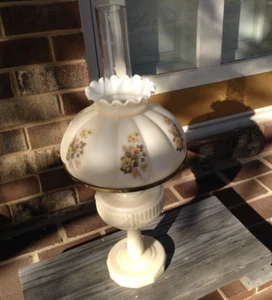 Aladdin Alacite Lincoln Drape Oil Lamp NuType Model B w/chimney & shade, as-is - Picture 1 of 18