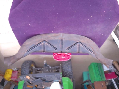 Новый из старых запасов 1949 1950 1951 Kaiser Fraiser радиатор крышка основной поддержки неиспользованный! - Изображение 1 из 4