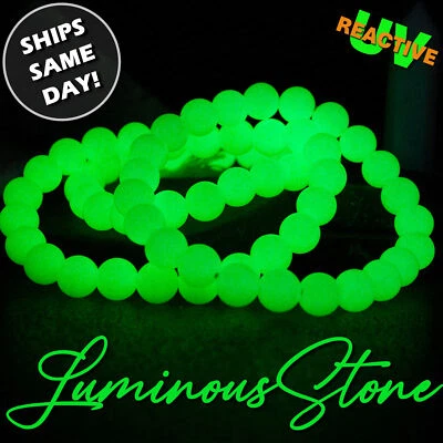 Pulsera de cristal de piedra luminosa verde reactiva UV hecha a mano joyería cuentas de neón Foto 1 de 4