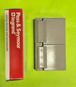 P&S 3780-SC ESTERNO ESTERNO 1G SCATOLA RESISTENTE ALLE INTEMPERIE COPERTURA PIASTRA DUPLEX GRIGIO - Foto 1 di 4