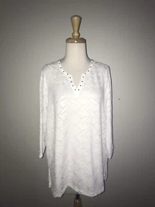 Alfred Dunner Size M White Embellished Knit Tunic Top - Picture 1 of 10