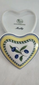 Hutschenreuther Medley Heart Shaped Porcelain Blue & Yellow Trinket Box Germany - Picture 1 of 5