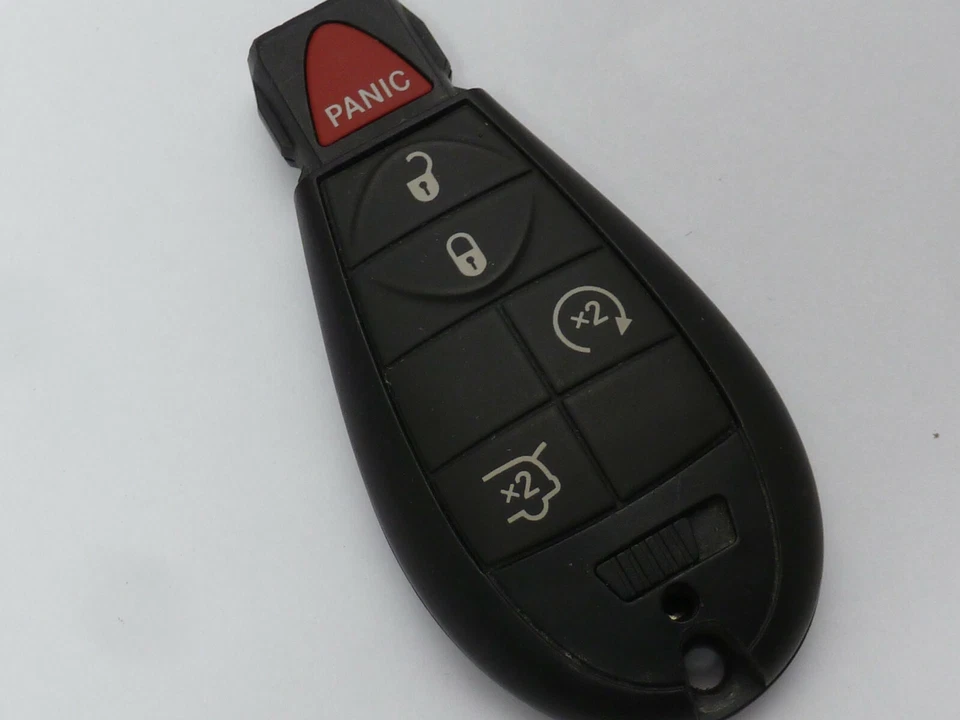 2008-2010 Chrysler 300 Touring SRT8 Smart Key Fob Keyless Entry Remote OEM 2009 - Image 1 of 1
