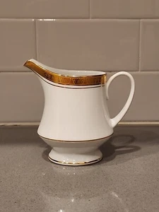 Contemporary By Noritake Legacy Gold 4280 - Creamer Dish - Picture 1 of 5