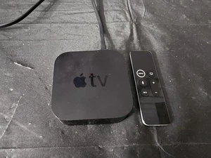Apple TV (1st Generation) 4K 32GB HD Media Streamer - A1842 - Picture 1 of 2