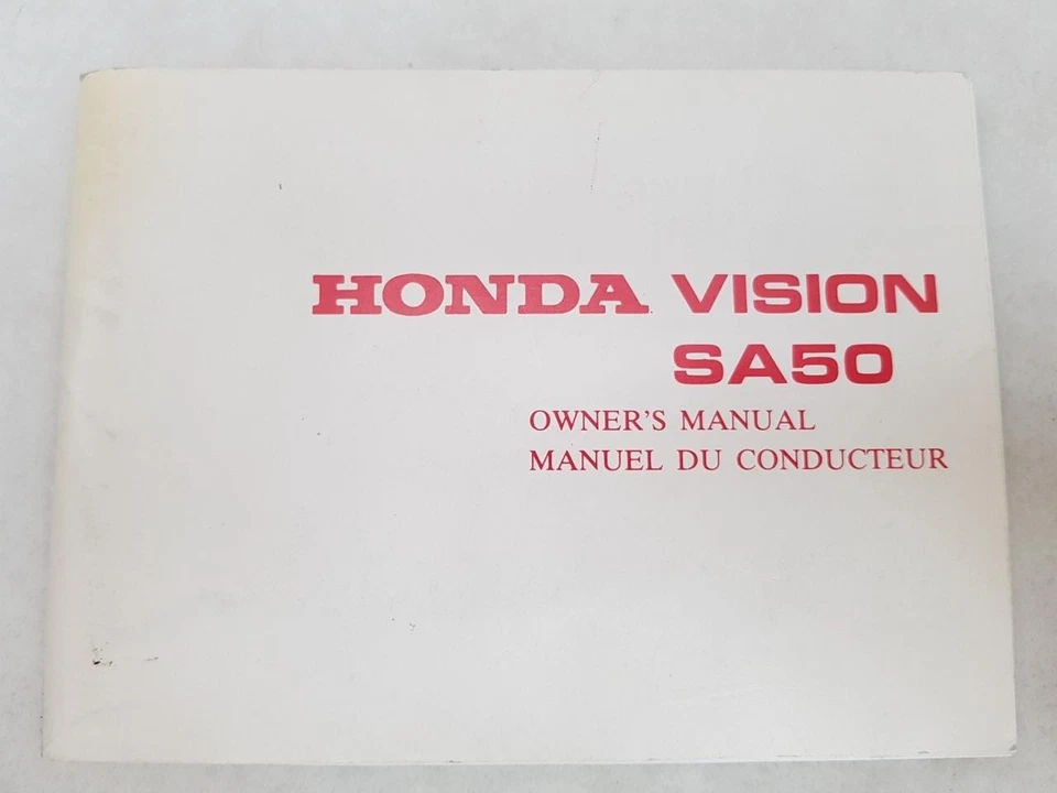 HONDA VISION SA50 Motorcycle Handbook c1988 FRENCH&ENGLISH TEXT #I5GY10-121 - Image 1 of 3