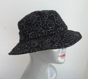 Floral Corduroy Bucket Hat Size Medium or 21" Head Circumference Black NWOT - Picture 1 of 6