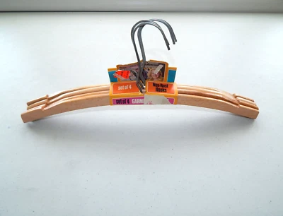 VTG NOS Dorset Clothes Garment Hangers Set of 4 16" Made In Poland Non-Rust Hook - Image 1 of 4