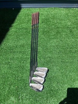 Lady MacGregor Round Sole Irons 3,5,7,9 RH Ladies Multise Ladies Flex - Image 1 of 4