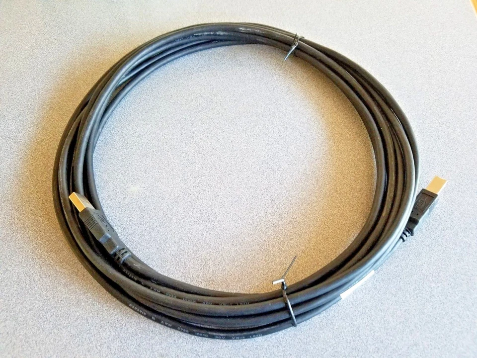 NetBotz USB Latching Cable 5M NBAC0214L - Image 1 of 4